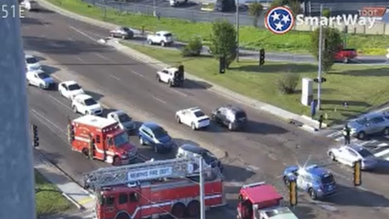 Injuries reported following crash near I-40 & Sycamore View