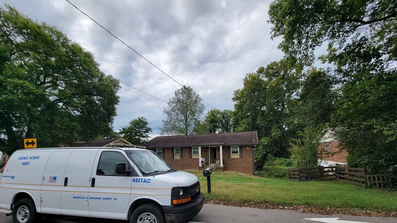 3 muertos, un herido en un tiroteo en Antioch. Sospechosos se dieron a la fuga.