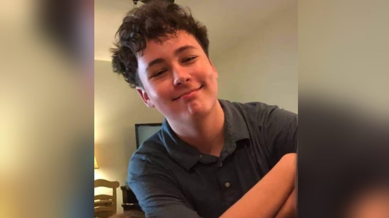 Harless era buscado por violar una orden de protección en Spring Hill.