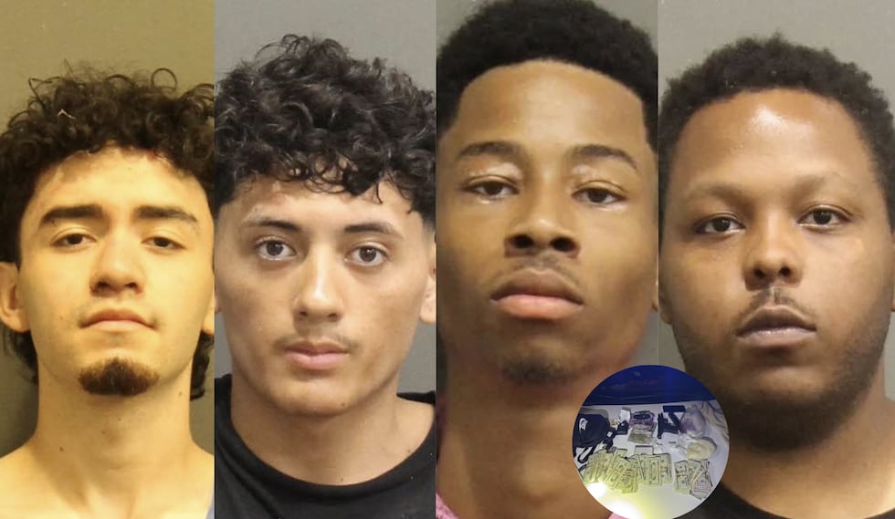 (De izq. a derecha) Luis Jared Sellaho Gomez, 18 años, Edgar Urias Rodriguez, 18 años, Chase...