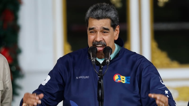 El presidente de Venezuela, Nicolás Maduro, habla durante un acto por el Día del Estudiante en...