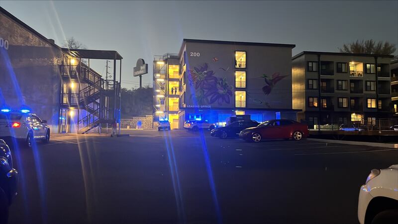 Discusión dentro de unos apartamentos en Nashville deja dos heridos
