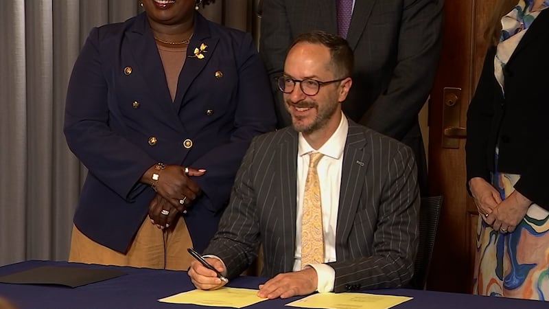 From affordable housing to grocery tax cut: Nashville mayor signs city’s 2027 budget