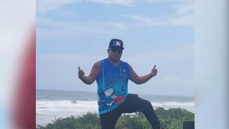 Darwin Tapería contó a Noticias Telemundo Tennessee que fue detenido y deportado a Liberia el...