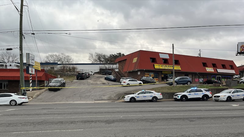Tiroteo deja un herido y un muerto en Nashville
