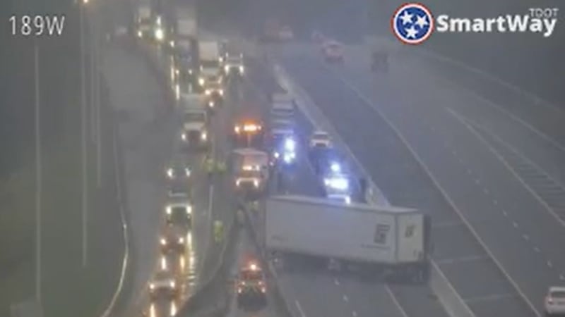 Accidente de un tráiler provoca cierre completo de la I-24 Oeste, según autoridades