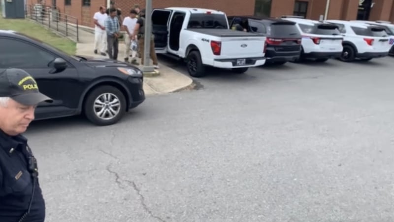 ICE realiza operativo en calles en coordinación con la policía de Hendersonville, Tn este 24...