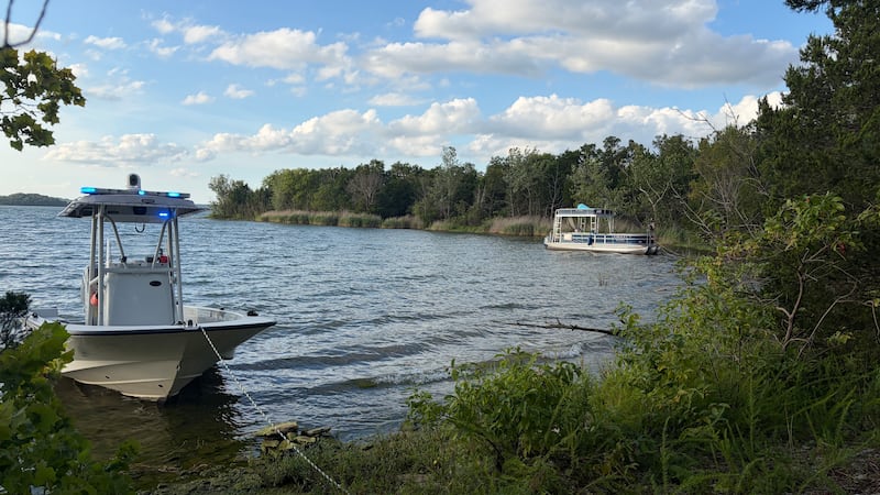 The Tennessee Wildlife Resources Agency is leading an investigation into a man who jumped into...