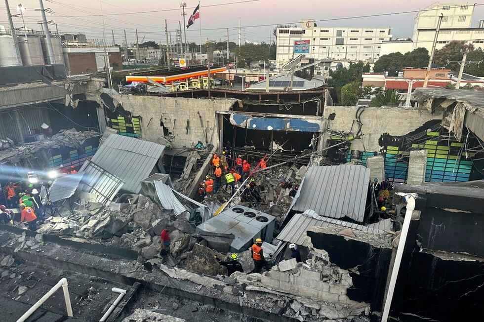 18 muertos y 120 heridos tras el colapso del techo de una discoteca de República Dominicana