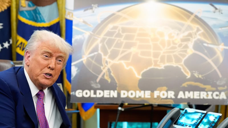 El presidente Donald Trump en la Oficina Oval en la Casa Blanca en Washington, el 20 de mayo...