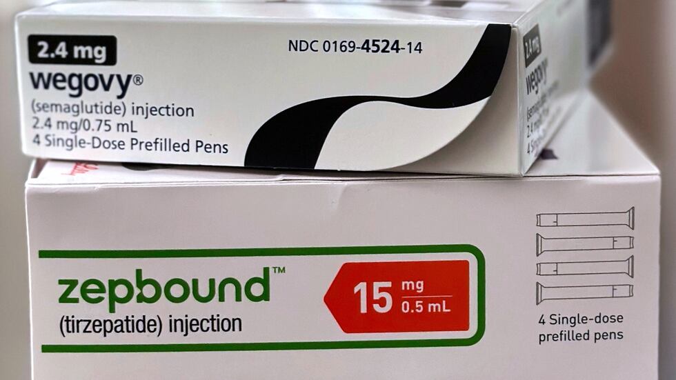 ARCHIVO – Cajas de los medicamentos Wegovy y Zepbound en California, el 8 de mayo de 2025. (AP...