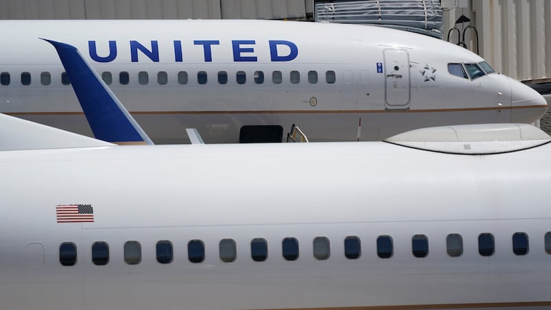 Dos aviones Boeing 737 de United Airlines, el 7 de julio de 2022, en el Aeropuerto...