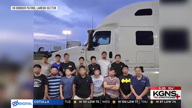 Detienen a 15 inmigrantes indocumentados escondidos en un camión