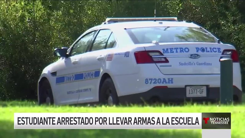 Estudiante arrestado por llevar armas a la escuela, autoridades en Nashville investigan el caso