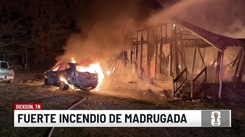 Incendio consume un hogar en Dickson, autoridades investigan