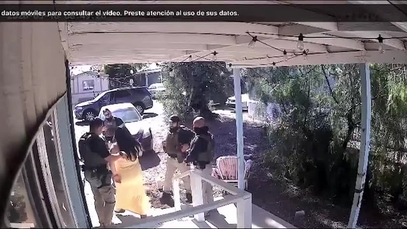 Influencer hispana enfrenta nuevamente la deportación luego de que su primera detención por...